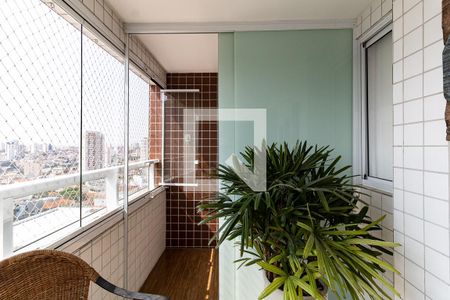 Apartamento à venda com 136m², 3 quartos e 2 vagasVaranda