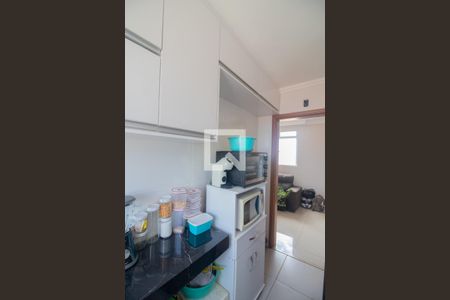 Apartamento à venda com 53m², 2 quartos e 1 vaga Apartamento à venda com 53m², 2 quartos e 1 vagaCozinha e Área de Serviço