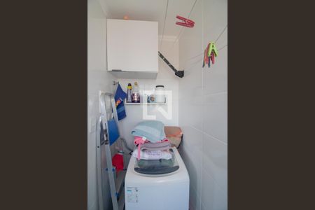 Apartamento à venda com 53m², 2 quartos e 1 vaga Apartamento à venda com 53m², 2 quartos e 1 vagaCozinha e Área de Serviço