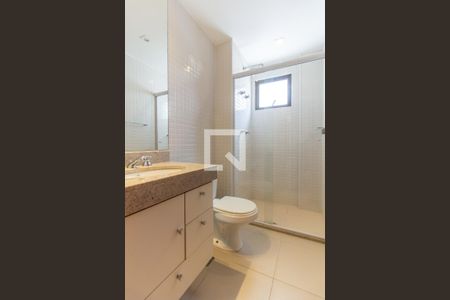 Apartamento à venda com 135m², 3 quartos e 3 vagasBanheiro da Suíte 3