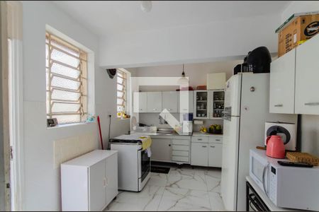 Casa à venda com 125m², 3 quartos e 2 vagasCozinha