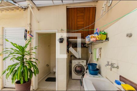 Casa à venda com 125m², 3 quartos e 2 vagasÁrea de Serviço