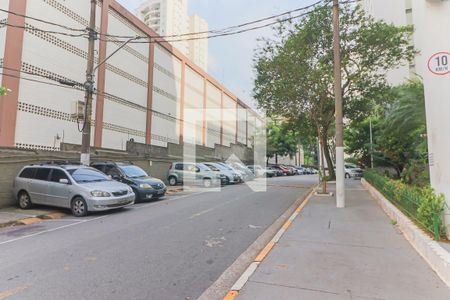 Apartamento para alugar com 84m², 2 quartos e 1 vaga Apartamento para alugar com 84m², 2 quartos e 1 vagaCondomínio