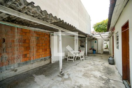 Casa à venda com 137m², 2 quartos e 3 vagasQuintal
