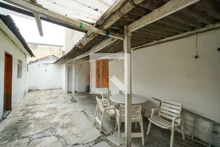 Casa à venda com 137m², 2 quartos e 3 vagasQuintal