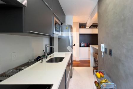 Apartamento à venda com 71m², 2 quartos e 2 vagasCozinha e área de serviço