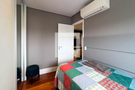 Apartamento à venda com 71m², 2 quartos e 2 vagasQuarto 2