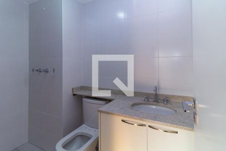 Apartamento para alugar com 66m², 2 quartos e 1 vaga Apartamento para alugar com 66m², 2 quartos e 1 vagaBanheiro da Suíte