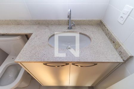 Apartamento para alugar com 66m², 2 quartos e 1 vaga Apartamento para alugar com 66m², 2 quartos e 1 vagaBanheiro 2