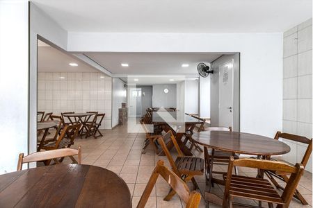Apartamento para alugar com 63m², 2 quartos e 1 vaga Apartamento para alugar com 63m², 2 quartos e 1 vagaÁrea comum - Salão de festas