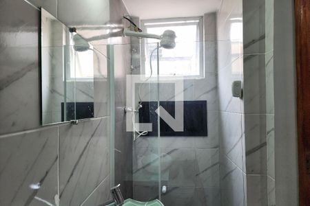 Apartamento para alugar com 55m², 2 quartos e sem vagaBanheiro