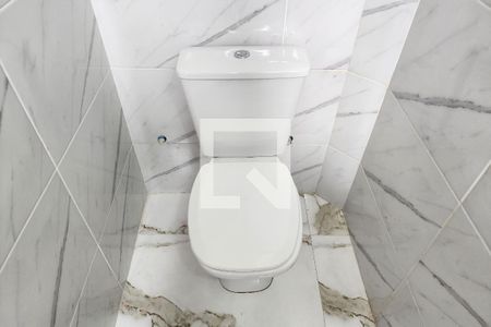 Apartamento para alugar com 55m², 2 quartos e sem vagaBanheiro