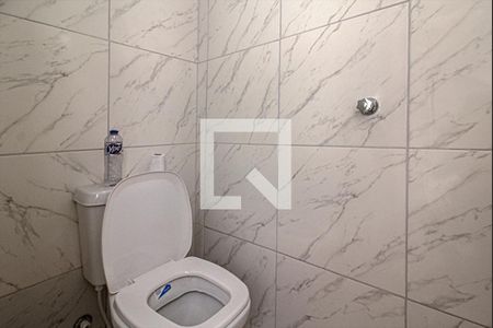 Casa para alugar com 140m², 3 quartos e 1 vaga Casa para alugar com 140m², 3 quartos e 1 vagabanheiro na área de serviço_1