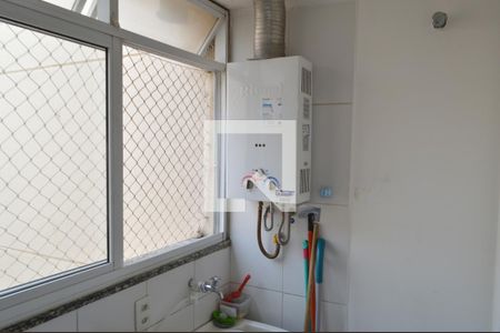 Apartamento à venda com 76m², 3 quartos e 1 vagaÁrea de Serviço