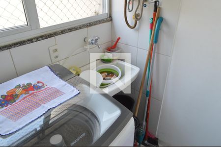 Apartamento à venda com 76m², 3 quartos e 1 vagaÁrea de Serviço