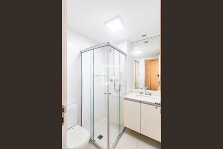 Apartamento para alugar com 73m², 2 quartos e 1 vaga Apartamento para alugar com 73m², 2 quartos e 1 vagaSuite - Banheiro