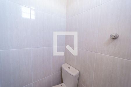 Casa para alugar com 50m², 1 quarto e sem vagaÁrea de Serviço e Banheiro