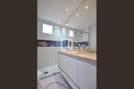 Apartamento à venda com 142m², 3 quartos e 2 vagasBanheiro Suíte 3