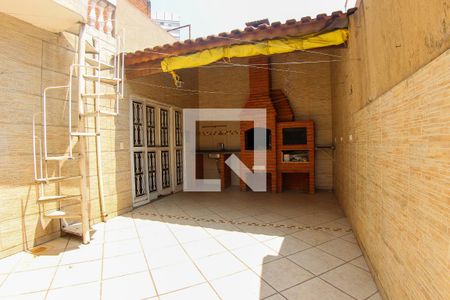 Casa para alugar com 280m², 2 quartos e 2 vagas Casa para alugar com 280m², 2 quartos e 2 vagasÁrea Externa