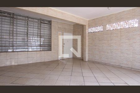 Casa para alugar com 280m², 2 quartos e 2 vagas Casa para alugar com 280m², 2 quartos e 2 vagasGaragem
