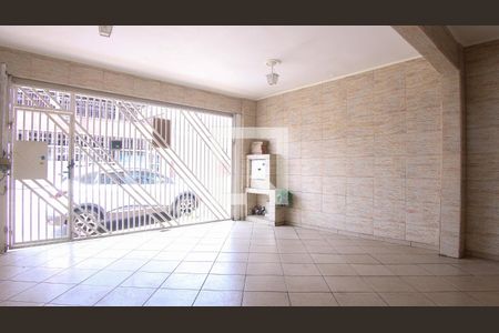 Garagem de casa à venda com 2 quartos, 280m² em Jardim Independência, São Paulo