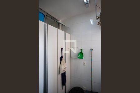 Apartamento à venda com 70m², 2 quartos e 1 vagaÁrea de Serviço