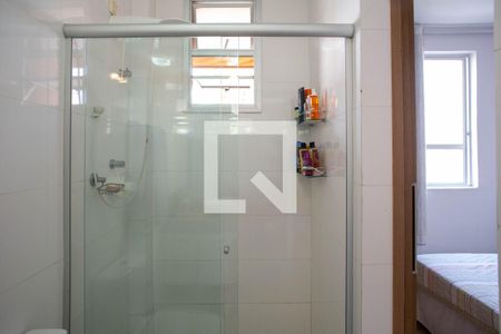 Apartamento à venda com 70m², 2 quartos e 1 vagaBanheiro da Suíte