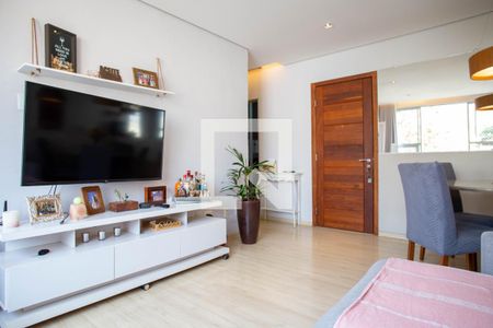 Sala de apartamento à venda com 2 quartos, 70m² em Cidade Nova, Belo Horizonte