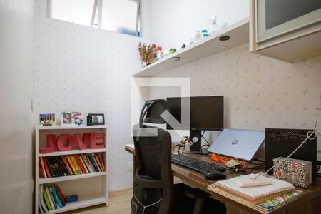 Apartamento à venda com 70m², 2 quartos e 1 vagaEscritório