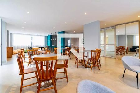 Apartamento para alugar com 41m², 2 quartos e sem vagaÁrea comum - Salão de festas