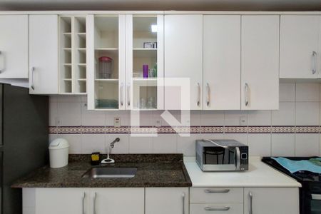 Apartamento para alugar com 73m², 2 quartos e 1 vagaCozinha
