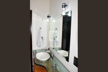 Casa para alugar com 570m², 5 quartos e 6 vagas Casa para alugar com 570m², 5 quartos e 6 vagasDetalhe - Suíte