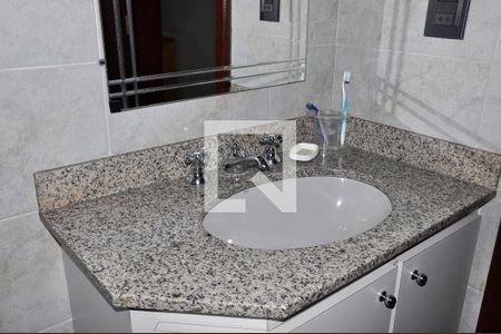 Casa para alugar com 570m², 5 quartos e 6 vagas Casa para alugar com 570m², 5 quartos e 6 vagasDetalhe - Suíte