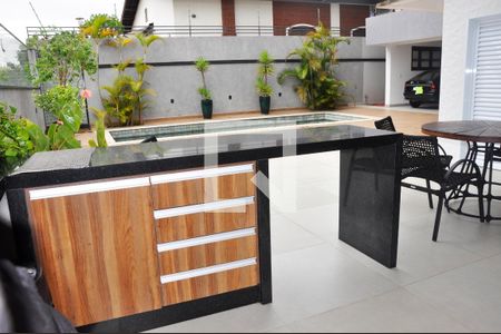 Casa para alugar com 570m², 5 quartos e 6 vagas Casa para alugar com 570m², 5 quartos e 6 vagasChurrasqueira