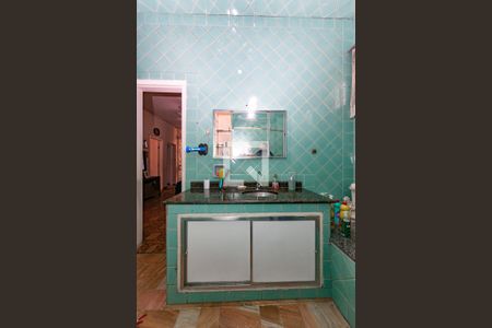 Casa à venda com 297m², 5 quartos e 1 vaga Casa à venda com 297m², 5 quartos e 1 vagaBanheiro Social