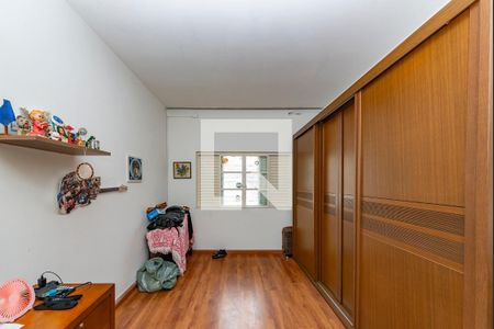 Casa à venda com 297m², 5 quartos e 1 vaga Casa à venda com 297m², 5 quartos e 1 vagaQuarto 3