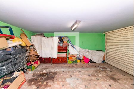 Casa à venda com 297m², 5 quartos e 1 vaga Casa à venda com 297m², 5 quartos e 1 vagaGaragem