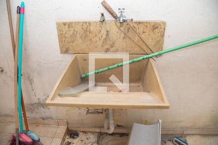 Casa à venda com 138m², 2 quartos e 1 vaga Casa à venda com 138m², 2 quartos e 1 vagaÁrea de serviço