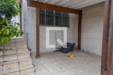 Casa à venda com 138m², 2 quartos e 1 vaga Casa à venda com 138m², 2 quartos e 1 vagaGaragem