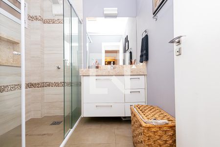 Apartamento à venda com 101m², 2 quartos e sem vagaBanheiro da Suíte 1