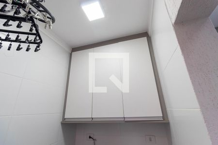 Casa de condomínio à venda com 92m², 2 quartos e 1 vagaLavanderia