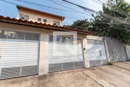Casa de condomínio à venda com 92m², 2 quartos e 1 vagaFachada do condomínio
