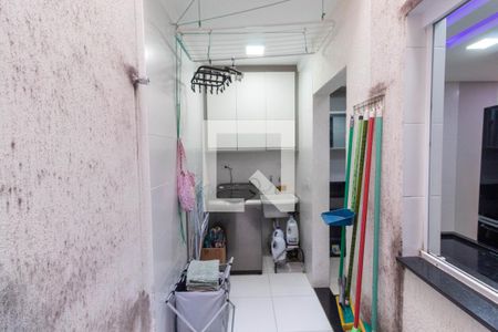 Casa de condomínio à venda com 92m², 2 quartos e 1 vagaLavanderia