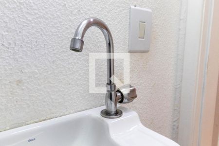 Casa de condomínio à venda com 92m², 2 quartos e 1 vagaBanheiro - torneira