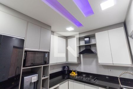 Casa de condomínio à venda com 92m², 2 quartos e 1 vagaCozinha - Armários