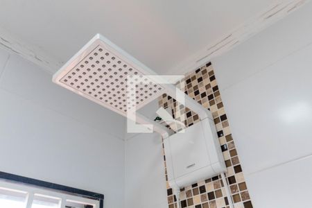 Casa de condomínio à venda com 92m², 2 quartos e 1 vagaChuveiro