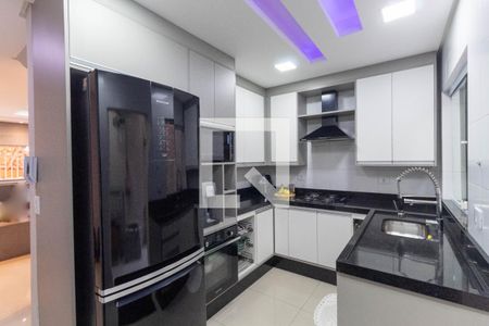 Casa de condomínio à venda com 92m², 2 quartos e 1 vagaCozinha