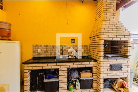 Casa à venda com 214m², 3 quartos e 1 vagaÁrea comum - Churrasqueira