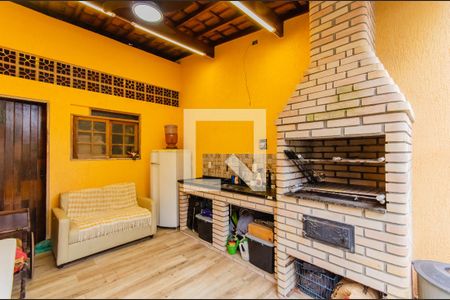 Casa à venda com 214m², 3 quartos e 1 vagaÁrea comum - Churrasqueira