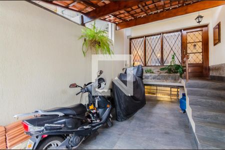 Casa à venda com 214m², 3 quartos e 1 vagaGaragem